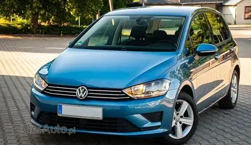 VOLKSWAGEN Golf Sportsvan 