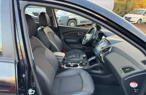 HYUNDAI Ix35 