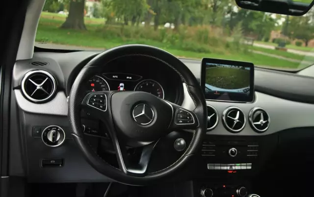 MERCEDES-BENZ Klasa B 