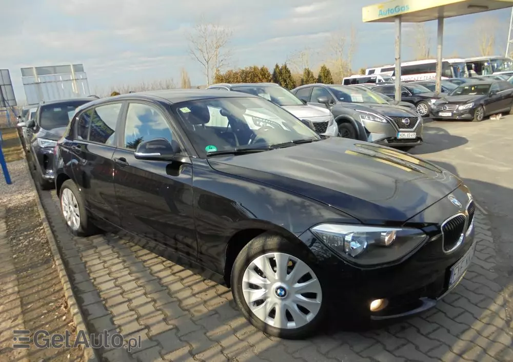 BMW Seria 1 116i Sport Line