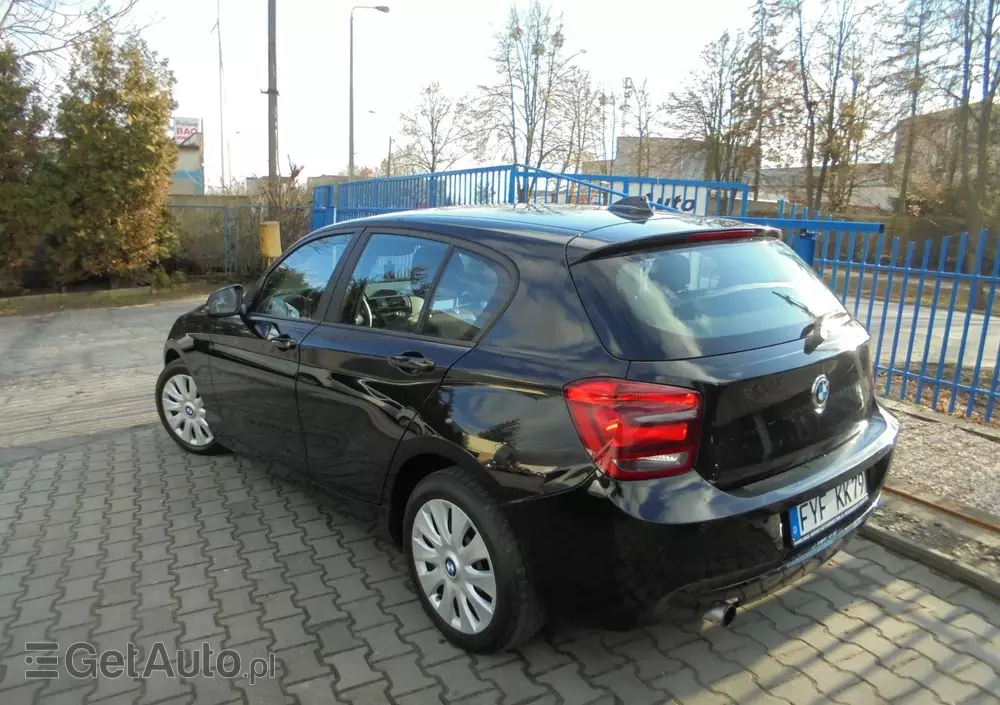 BMW Seria 1 116i Sport Line