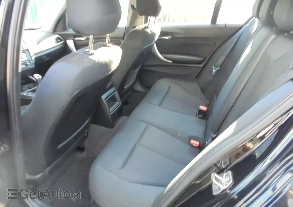 BMW Seria 1 116i Sport Line