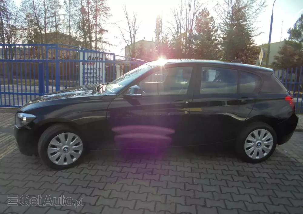 BMW Seria 1 116i Sport Line