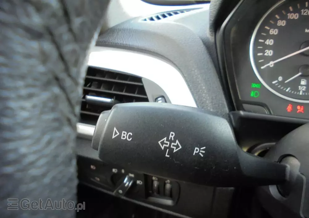 BMW Seria 1 116i Sport Line