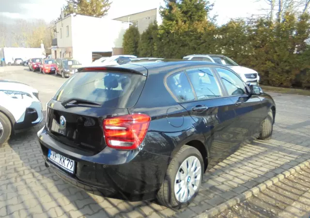 BMW Seria 1 116i Sport Line