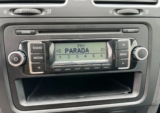 VOLKSWAGEN Golf 1.4 Style