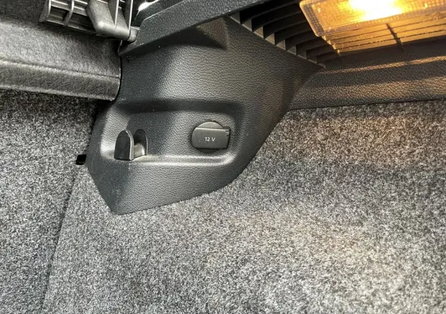 VOLKSWAGEN Golf 1.4 Style