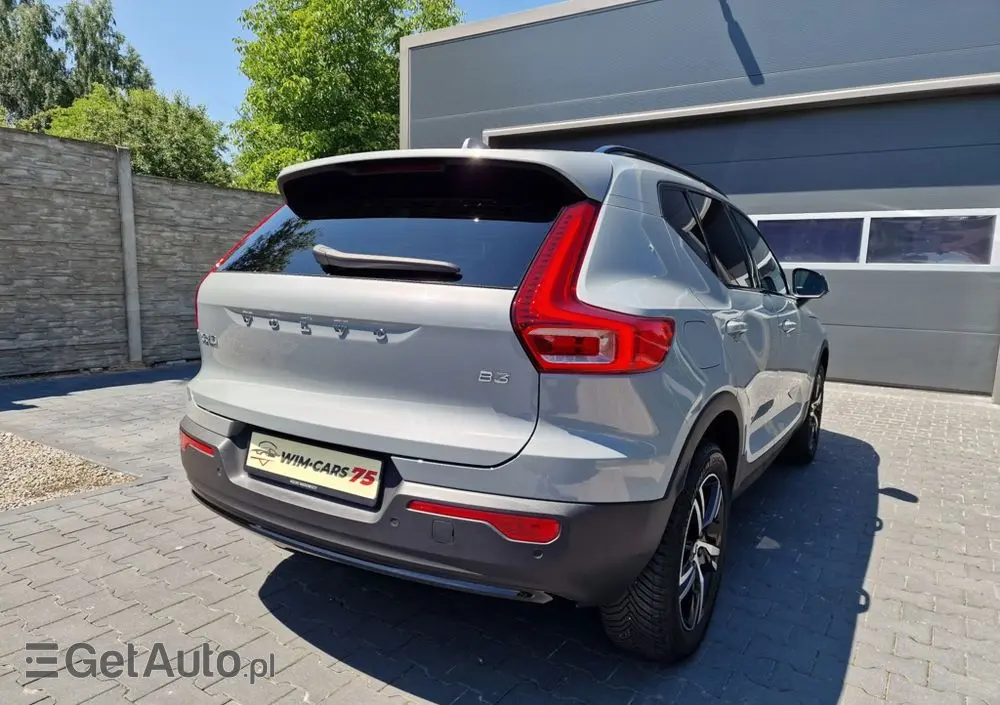 VOLVO XC 40 