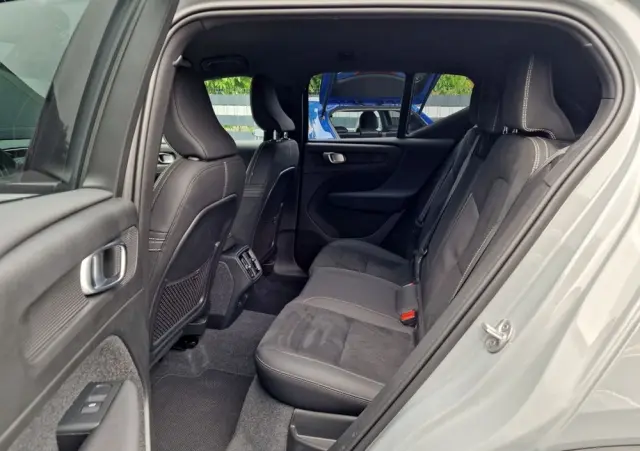 VOLVO XC 40 