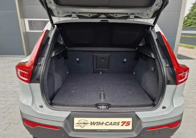 VOLVO XC 40 