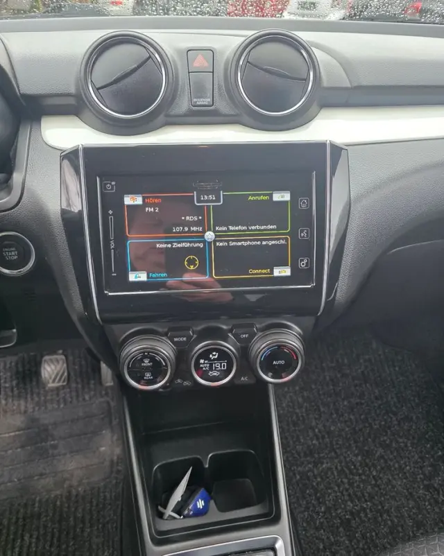 SUZUKI Swift 1.2 Dualjet Hybrid Allgrip Comfort