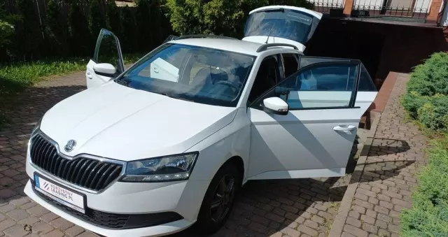 SKODA Fabia 