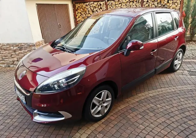 RENAULT Scenic 1.6 16V 110 Expression