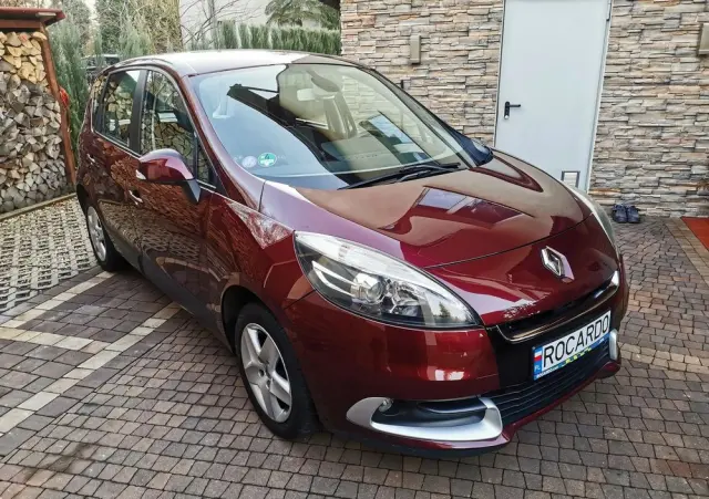 RENAULT Scenic 1.6 16V 110 Expression