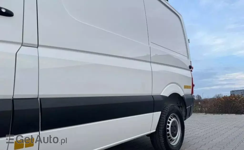 VOLKSWAGEN Crafter 