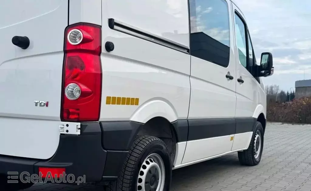 VOLKSWAGEN Crafter 