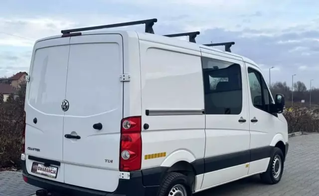 VOLKSWAGEN Crafter 