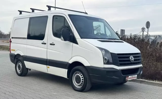 VOLKSWAGEN Crafter 