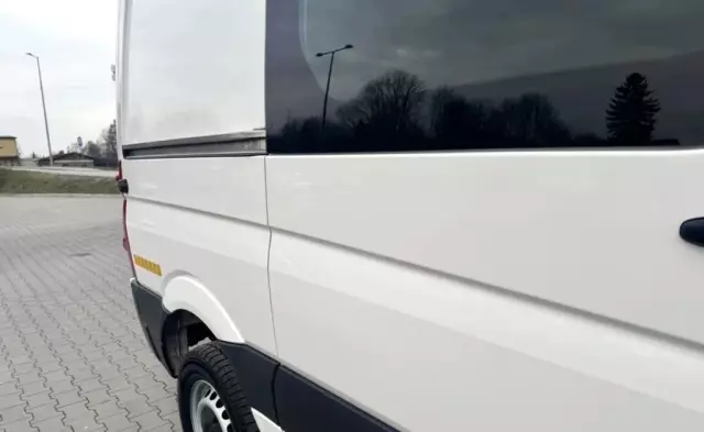 VOLKSWAGEN Crafter 