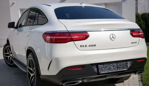 MERCEDES-BENZ GLE 