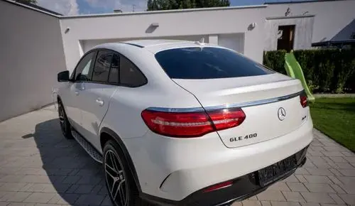 MERCEDES-BENZ GLE 