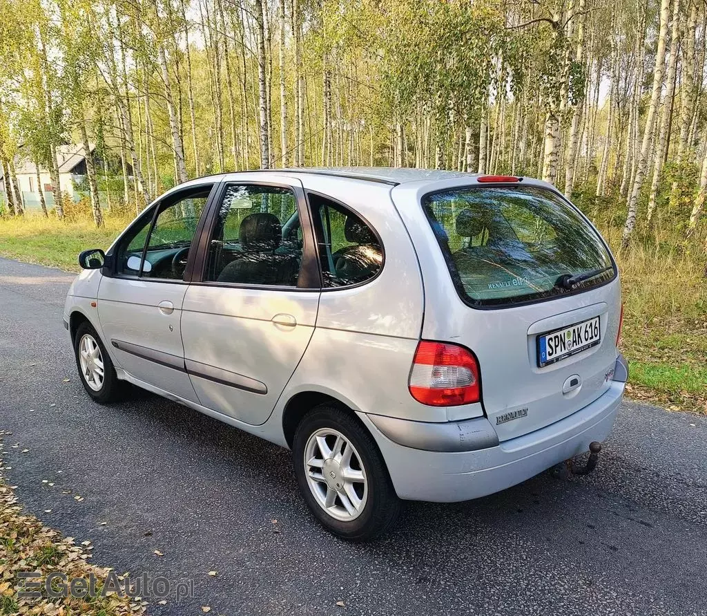 RENAULT Scenic 1.6 16V (113 KM)