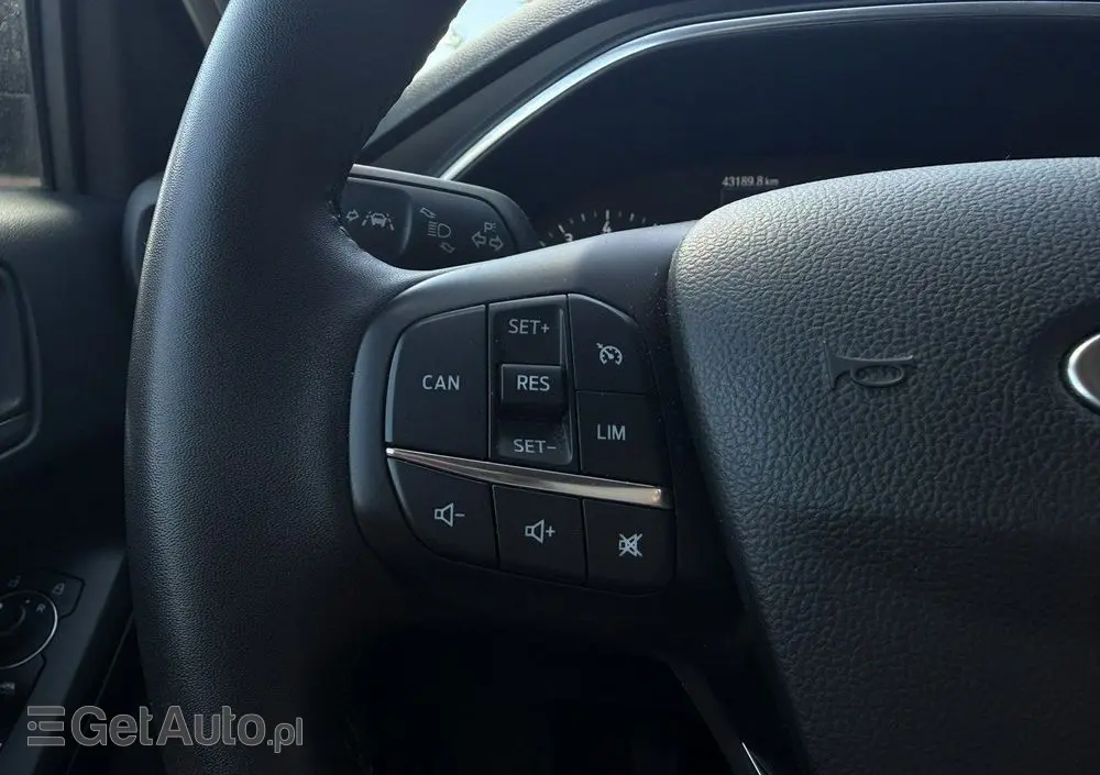 FORD Focus 1.0 EcoBoost Titanium