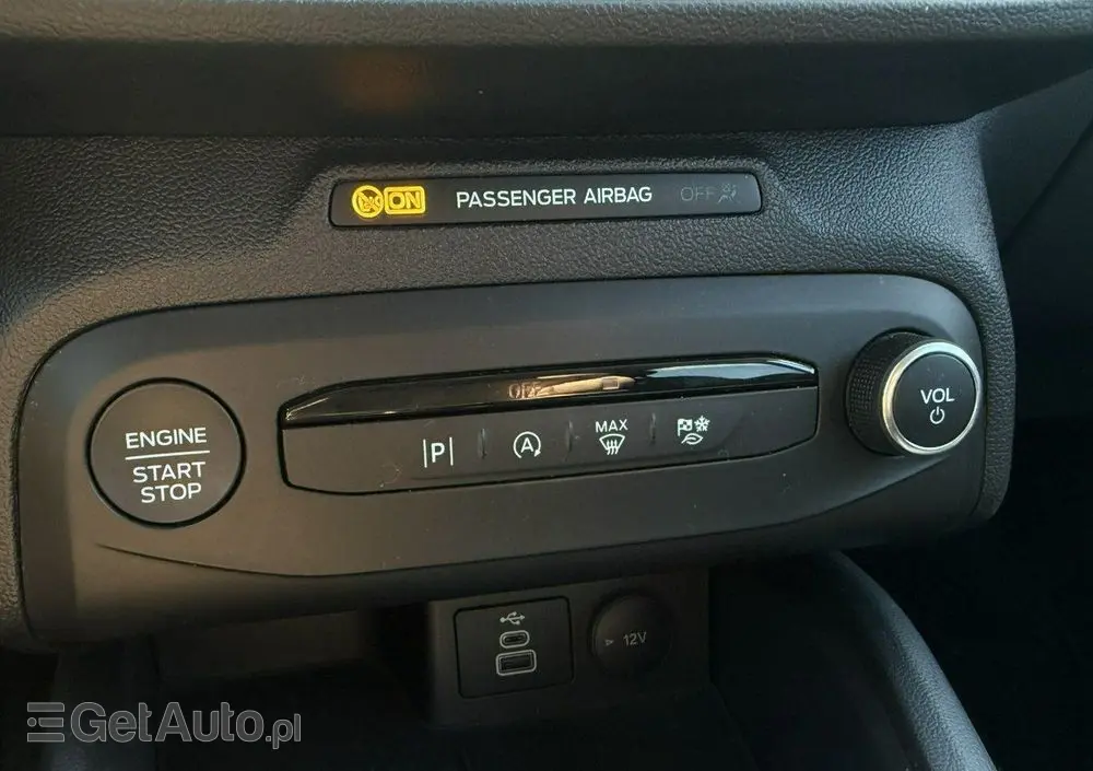 FORD Focus 1.0 EcoBoost Titanium