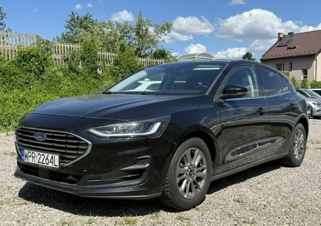 FORD Focus 1.0 EcoBoost Titanium