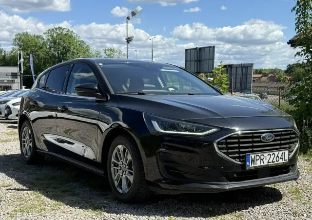 FORD Focus 1.0 EcoBoost Titanium