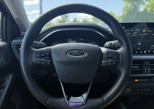 FORD Focus 1.0 EcoBoost Titanium