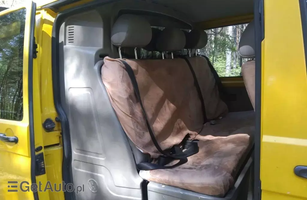 VOLKSWAGEN TRANSPORTER 