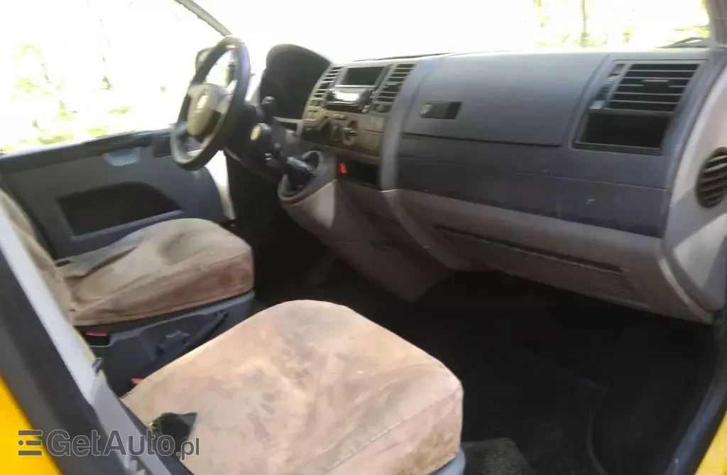 VOLKSWAGEN TRANSPORTER 