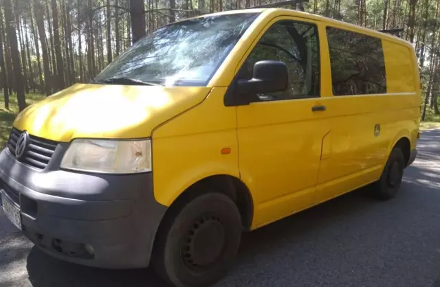 VOLKSWAGEN TRANSPORTER 