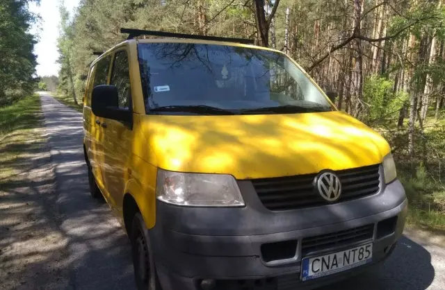 VOLKSWAGEN TRANSPORTER 