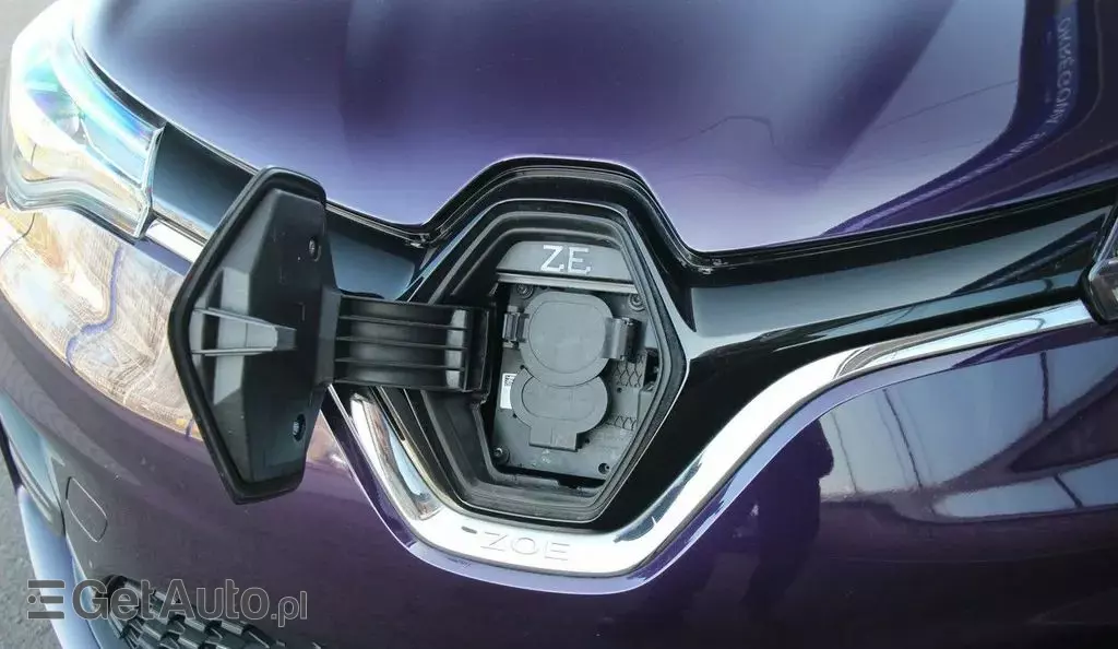 RENAULT Zoe 