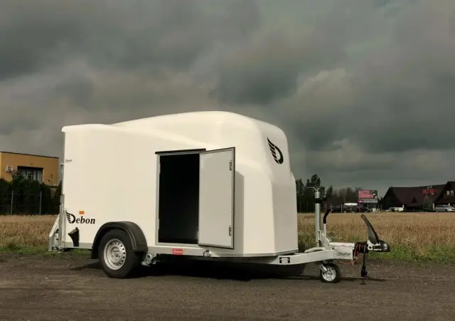 DEBON Przyczepa 