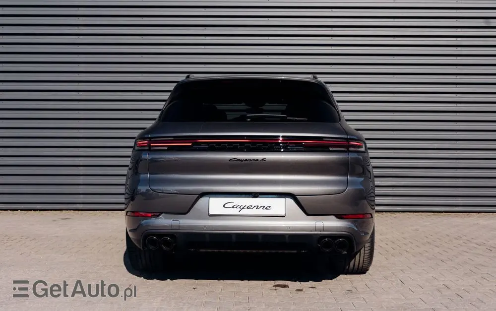 PORSCHE Cayenne S