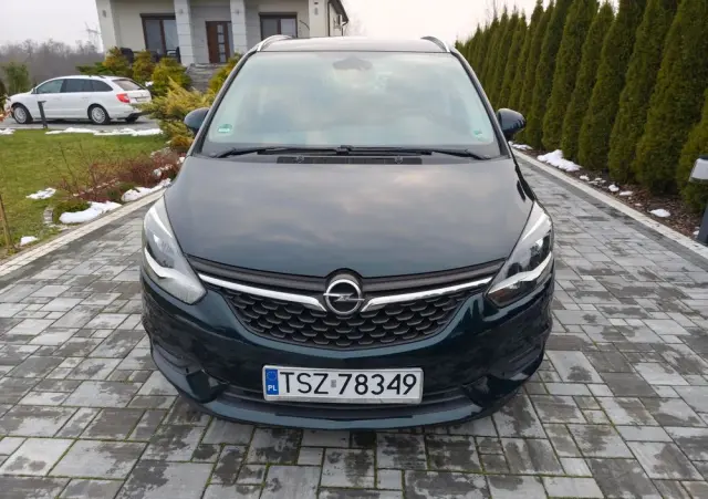 OPEL Zafira 