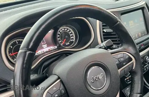 JEEP Cherokee 