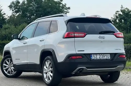 JEEP Cherokee 