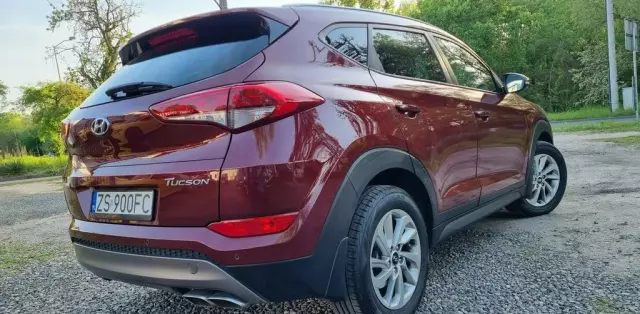 HYUNDAI Tucson 