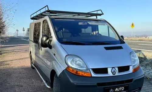 RENAULT Trafic 