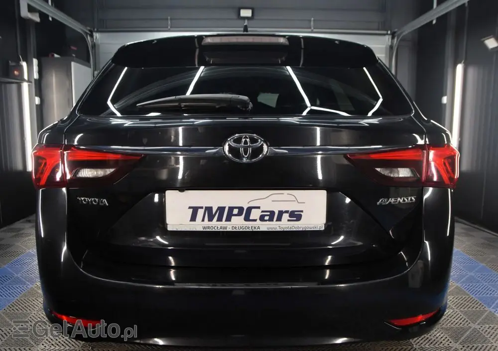 TOYOTA Avensis 2.0 D-4D Premium