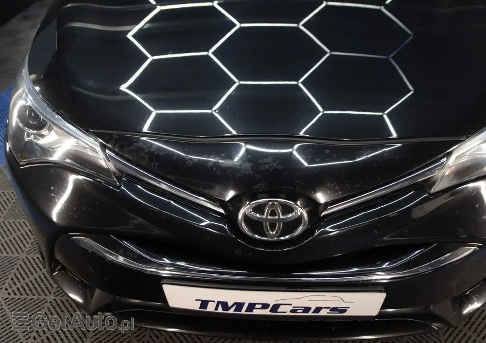 TOYOTA Avensis 2.0 D-4D Premium