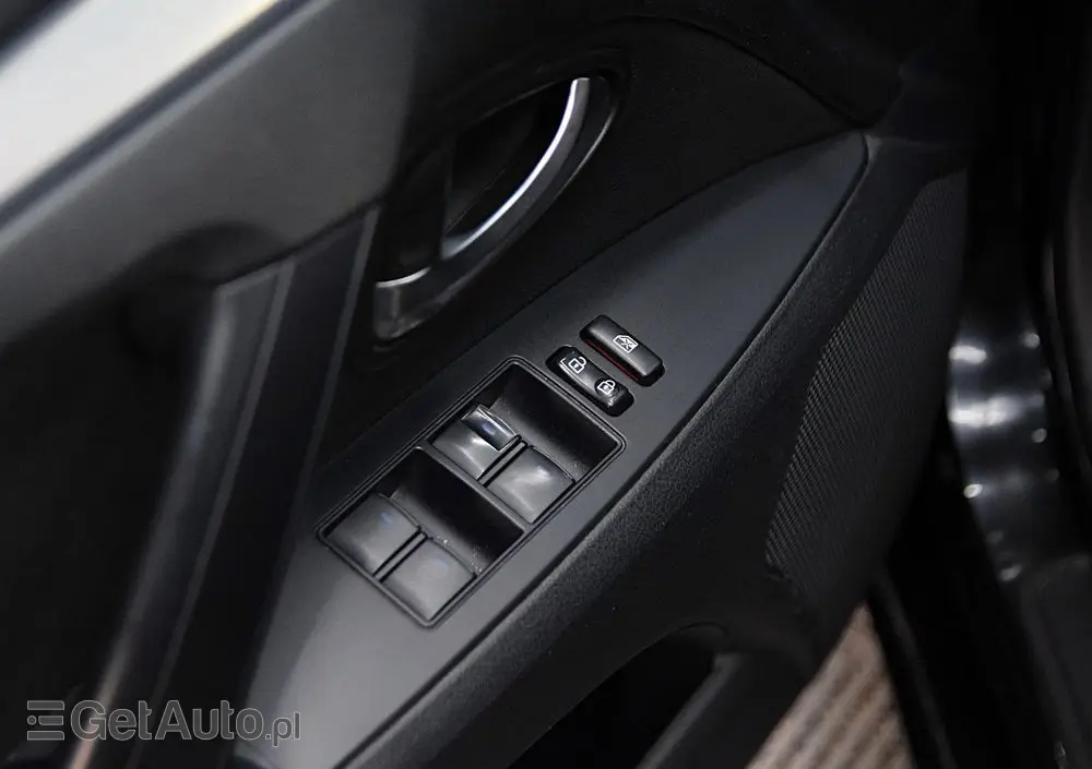 TOYOTA Avensis 2.0 D-4D Premium