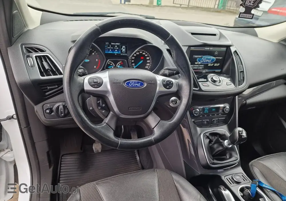 FORD Kuga 2.0 TDCi 4WD Titanium