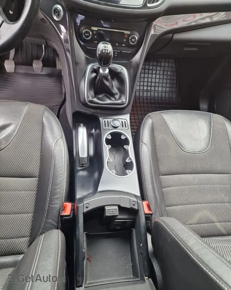 FORD Kuga 2.0 TDCi 4WD Titanium