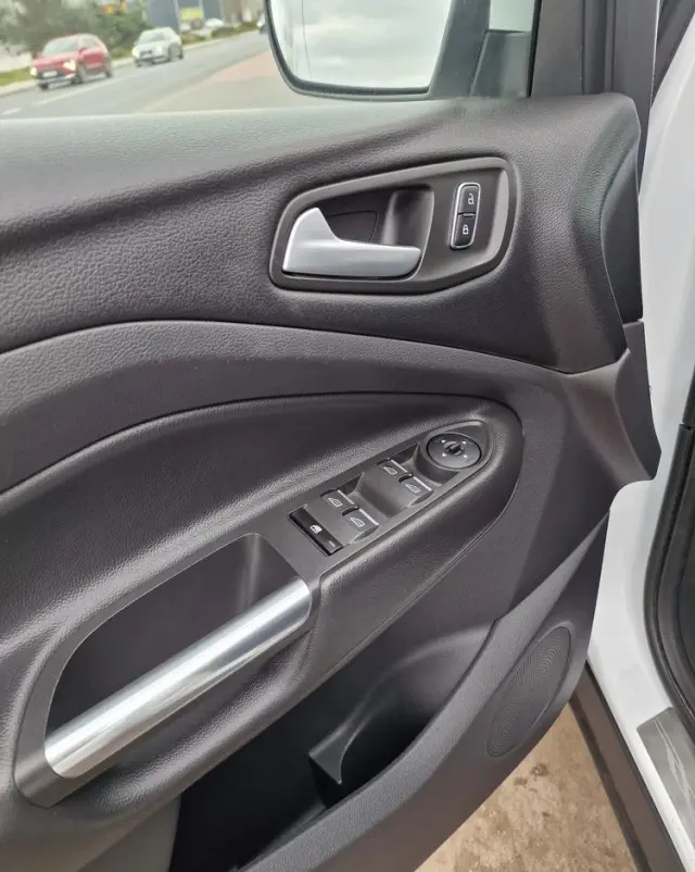 FORD Kuga 2.0 TDCi 4WD Titanium