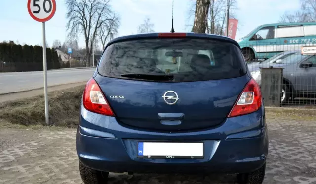 OPEL Corsa 
